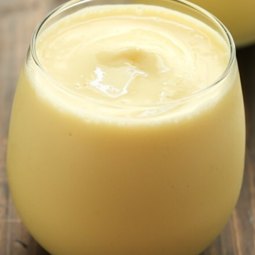 delicious pineapple coconut smoothie
