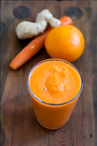 ginger carrot orange smoothie